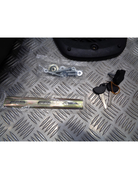 top case coffre universel 28 litre pour scooter moto quad