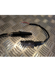 jeu 2 clignotant universel adaptable a led pour tout type moto scooter 2 roues q 2