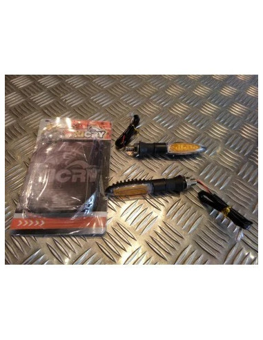 jeu de 2 clignotant led univesel adaptable scooter moto 2 roues quad