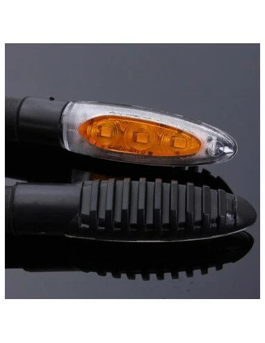 jeu de 2 clignotant led univesel adaptable scooter moto 2 roues quad
