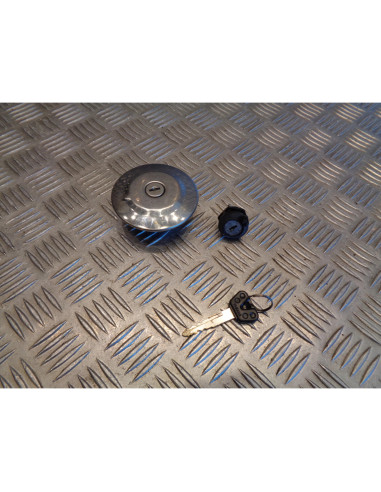 bouchon essence avec serrure moto yamaha 125 ybr lbpre07 apres 2008