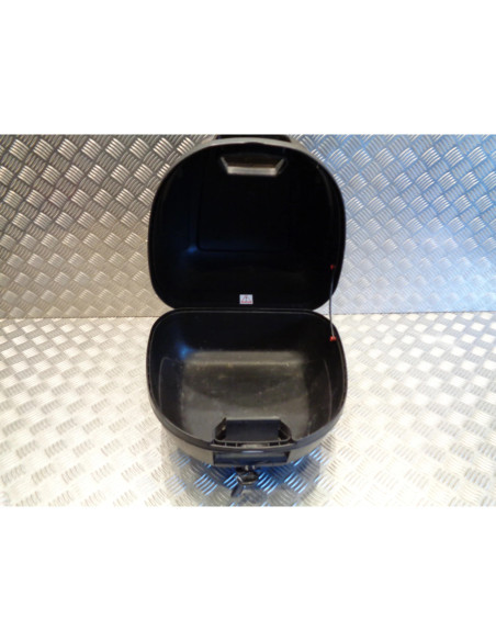 top case givi occasion pour scooter moto pour un casque