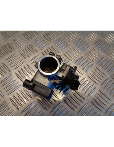 corp boitier papillon gaz capteur injection moto yamaha 125 ybr lbpre07 apres 20