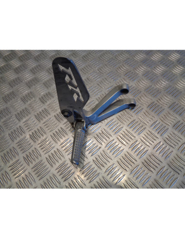platine repose cale pied arriere droit moto honda cbr 929 rr fireblade sc44
