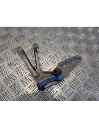 platine repose cale pied arriere droit moto honda cbr 929 rr fireblade sc44