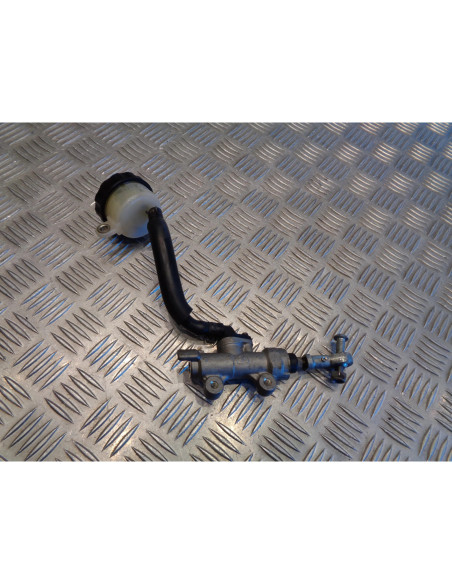 maitre cylindre frein arriere moto honda cbr 929 rr fireblade sc44