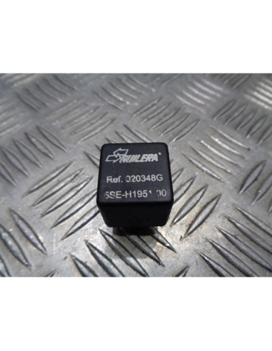 relais electrique 5se-h1951-00 scooter yamaha xc 300 versity h314e av2005