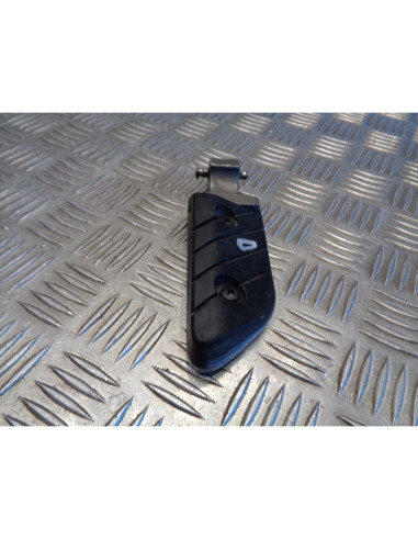repose cale pied droit scooter yamaha xc 300 versity h314e av2005