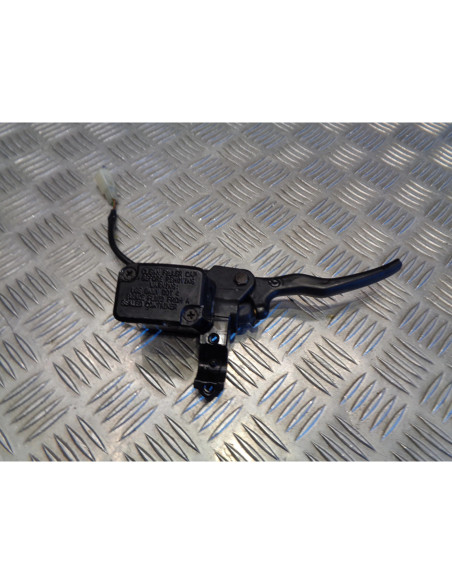 maitre cylindre frein avant scooter yamaha xc 300 versity h314e av2005
