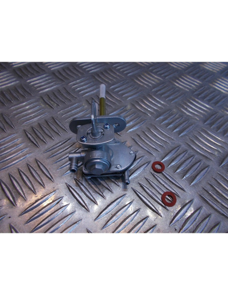 robinet pompe essence depression 34 mm adaptable universel moto suzuki gsf 600 1