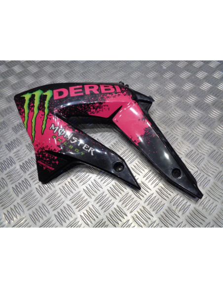 cache ouie reservoir gauche moto derbi 50 drd x-treme sm