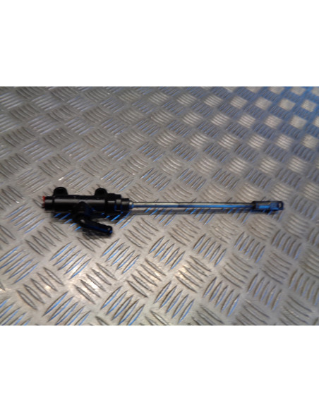 maitre cylindre frein arriere moto triumph 900 trophy t336