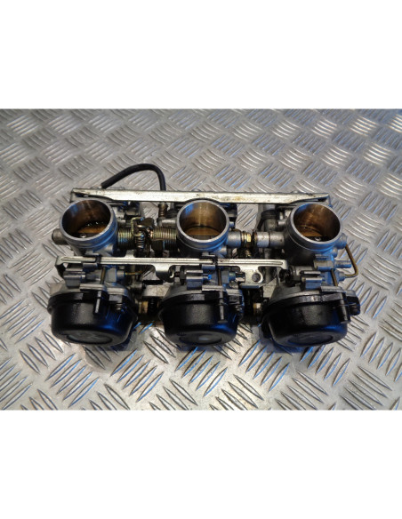 rampe carburateur moto triumph 900 trophy t336