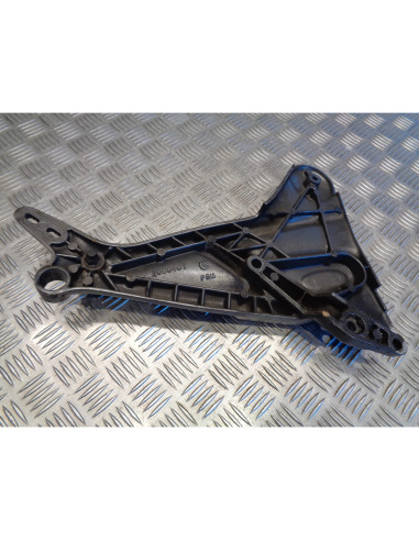 platine pour repose cale pied gauche moto triumph 900 trophy t336