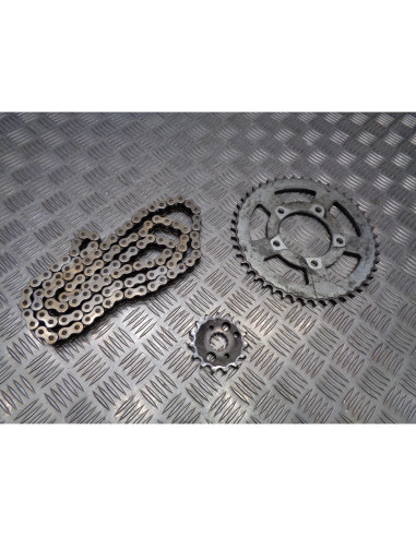 kit chaine pignon 15 x couronne 47 dents moto suzuki gsf 600 bandit js1a8 2000 -