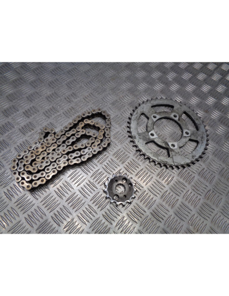 kit chaine pignon 15 x couronne 47 dents moto suzuki gsf 600 bandit js1a8 2000 -