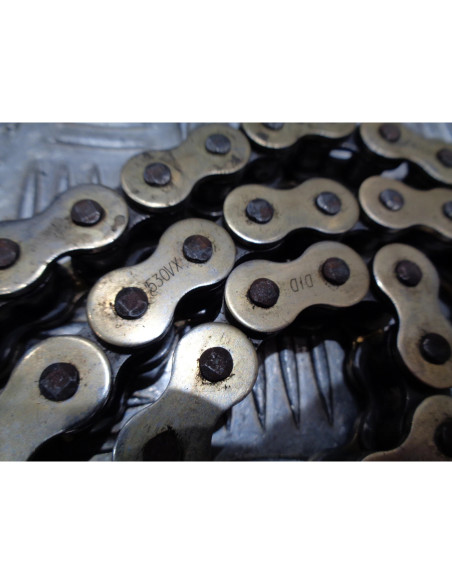 kit chaine pignon 15 x couronne 47 dents moto suzuki gsf 600 bandit js1a8 2000 -