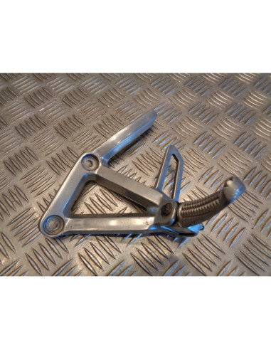 platine repose cale pied arriere gauche moto yamaha fzs 600 fazer jyarj02 1998 -