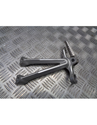 platine repose cale pied arriere gauche moto suzuki 1000 gsxr 2008