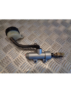 maitre cylindre frein arriere quad hsun hs 700 hs1102mu atv huansong chinois 4x4