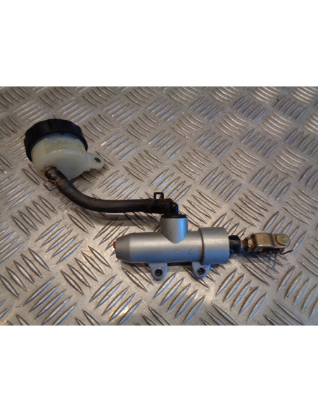 maitre cylindre frein arriere quad hsun hs 700 hs1102mu atv huansong chinois 4x4