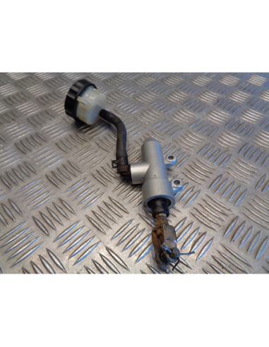 maitre cylindre frein arriere quad hsun hs 700 hs1102mu atv huansong chinois 4x4