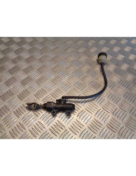 maitre cylindre frein arriere moto aprilia 125 tuareg