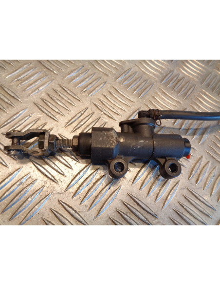 maitre cylindre frein arriere moto aprilia 125 tuareg
