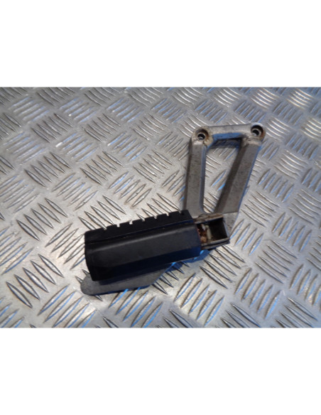 platine repose cale pied arriere droit moto aprilia 125 tuareg