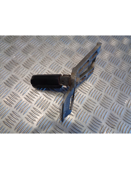 platine repose cale pied arriere droit moto aprilia 125 tuareg