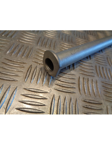 axe de roue arriere moto honda cbr 900 rr 02-03 ref: 42301-mcj-750