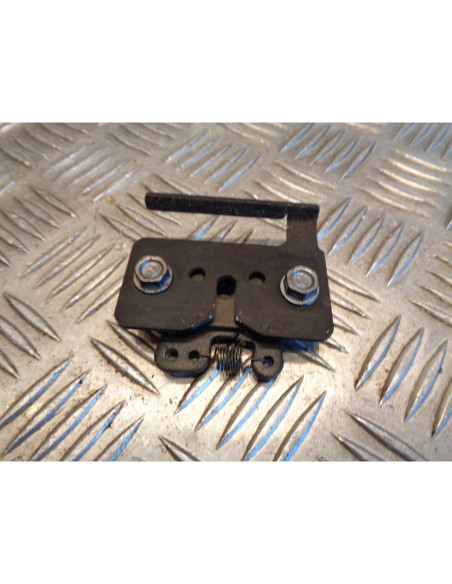 mecanisme ouverture verrouillage selle scooter peugeot 125 satelis j2aaa 2008