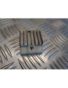 regulateur charge batterie scooter aprilia 50 sonic