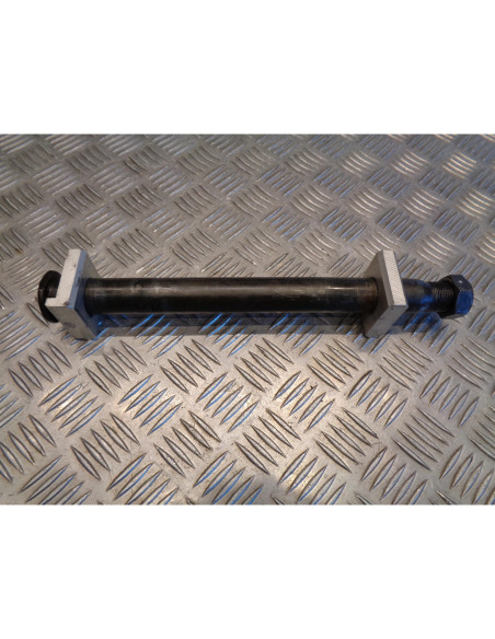 axe roue arriere moto yamaha yzf 1000 r1 2004 - 06 jyarn12 rn12 5vy
