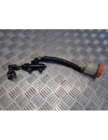 maitre cylindre frein arriere moto honda vf 1000 f sc15