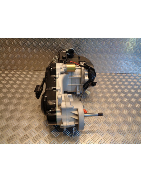 moteur complet scooter chinois 50 gy6 4 temps 139 qmb 12 pouces arbre transmissi